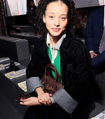 Filename=016.jpg
Filesize=657KiB
Dimensions=2001x3000
Date added=10.11.25 016.jpg