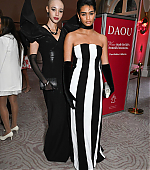 Filename=001.jpg
Filesize=826KiB
Dimensions=1999x3000
Date added=10.11.25 001.jpg