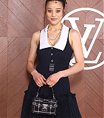 Filename=010.jpg
Filesize=2904KiB
Dimensions=2001x3000
Date added=10.11.25 010.jpg