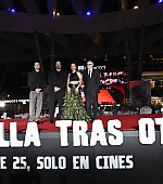 Filename=069.jpg
Filesize=767KiB
Dimensions=3000x1996
Date added=10.11.25 069.jpg