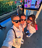 Filename=024.jpg
Filesize=1736KiB
Dimensions=2400x3000
Date added=10.12.25 024.jpg